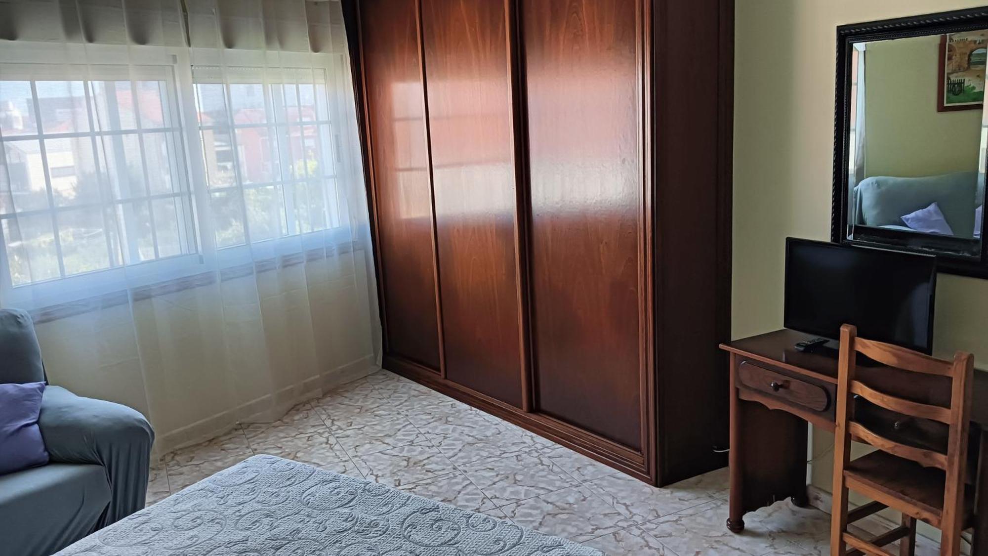 Апартаменты Piso En Эль-Грове Экстерьер фото