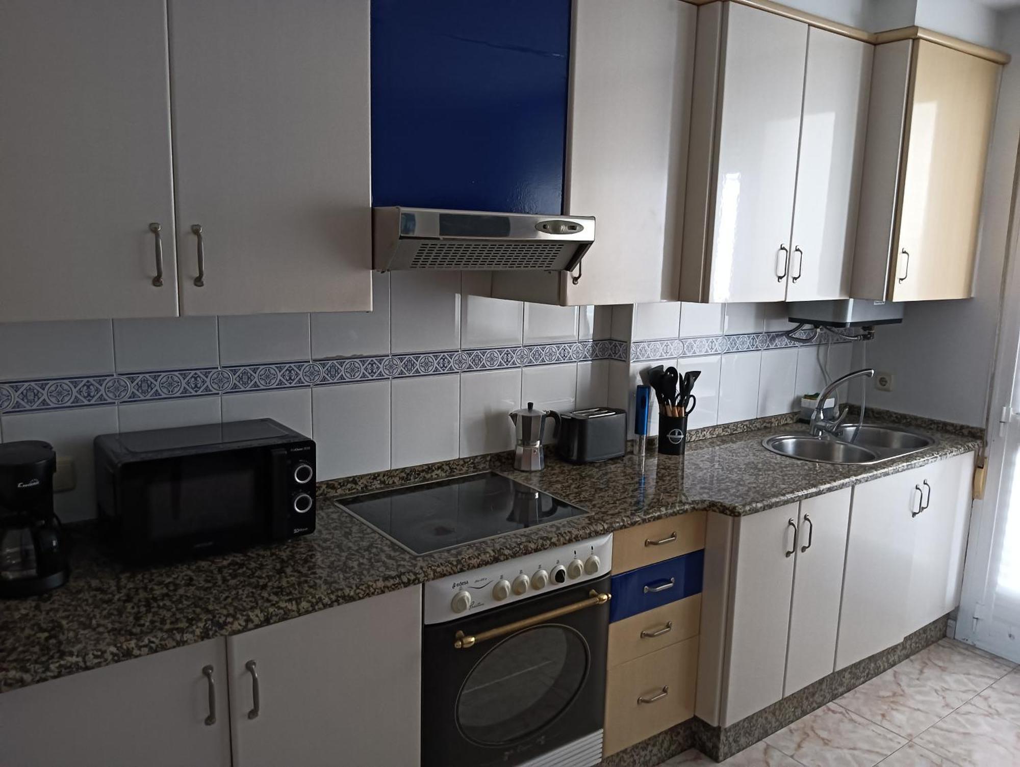 Апартаменты Piso En Эль-Грове Экстерьер фото