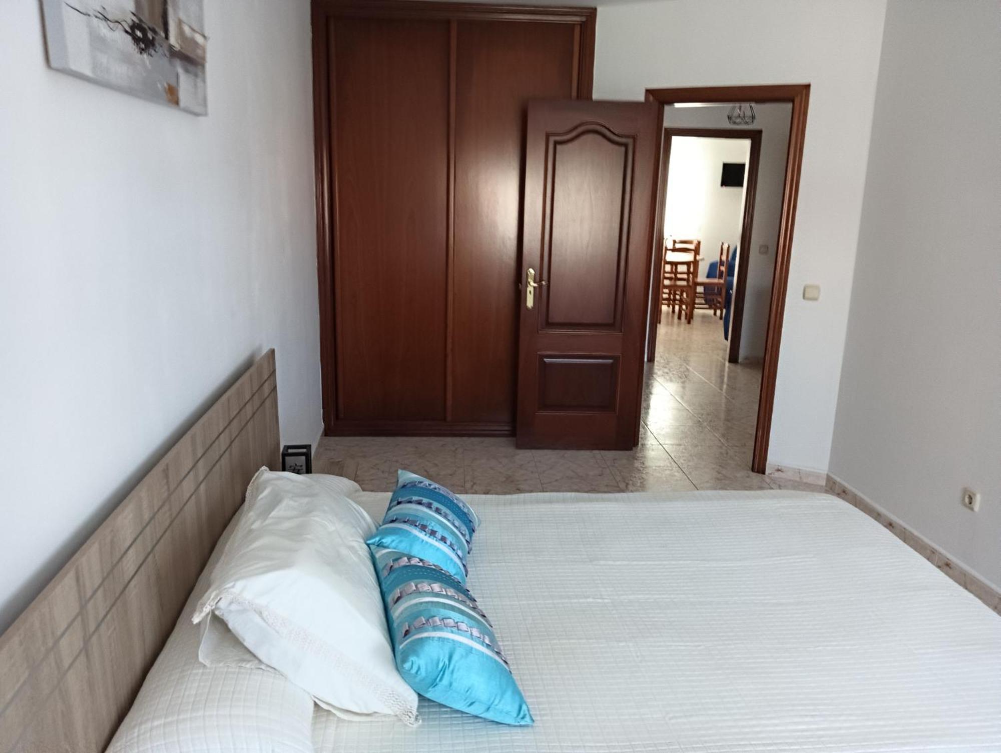 Апартаменты Piso En Эль-Грове Экстерьер фото