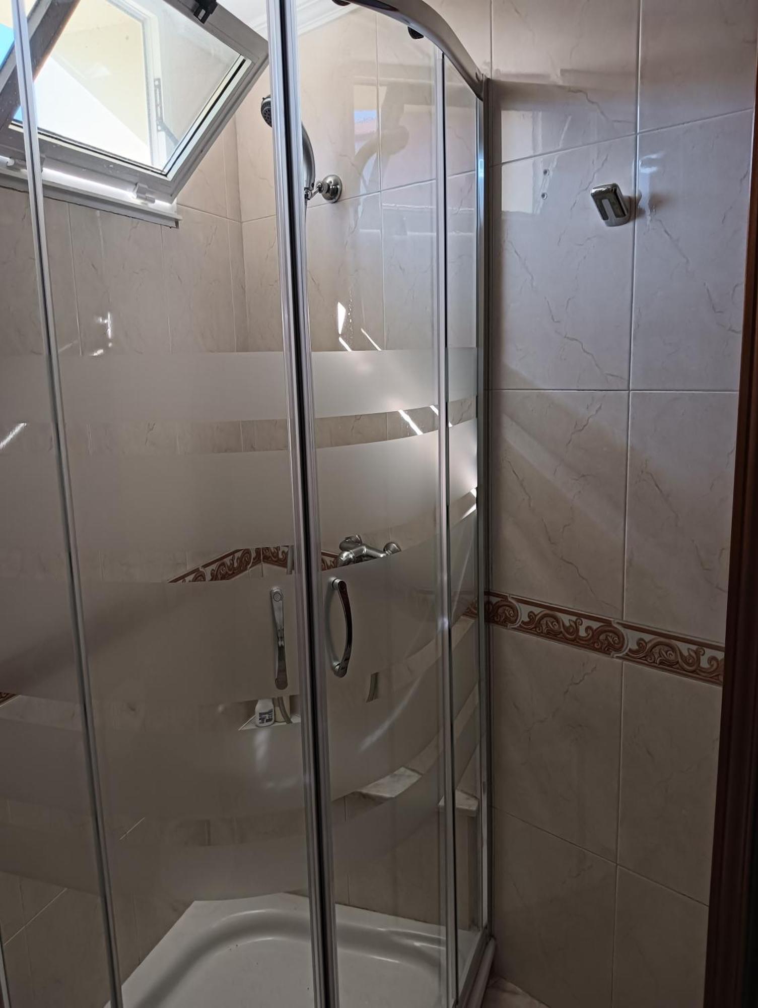 Апартаменты Piso En Эль-Грове Экстерьер фото